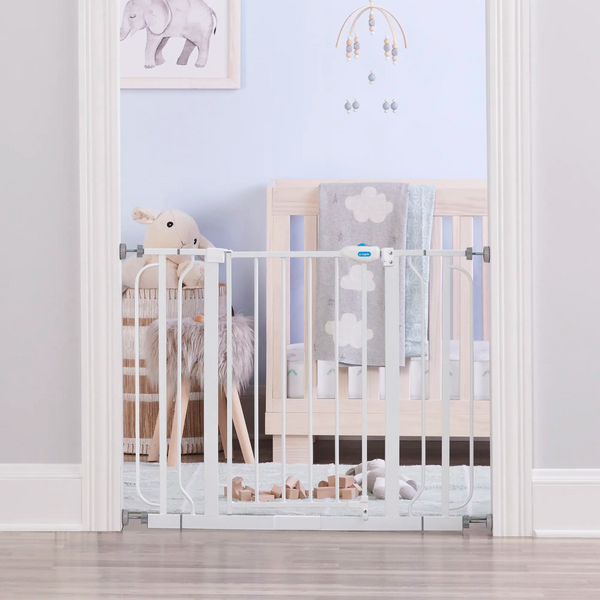 Wall Safe® Extra Wide Safety Gate Regalo Baby