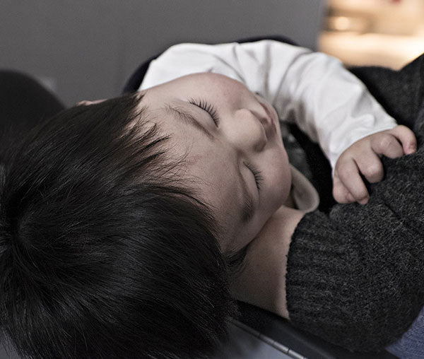 5 Early Signs To Know Your Child is Tired