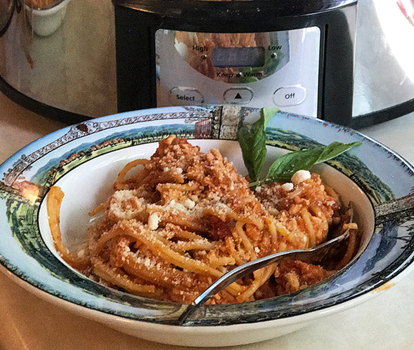 Easy Family Dinner: Veggie Packed Crockpot Spaghetti
