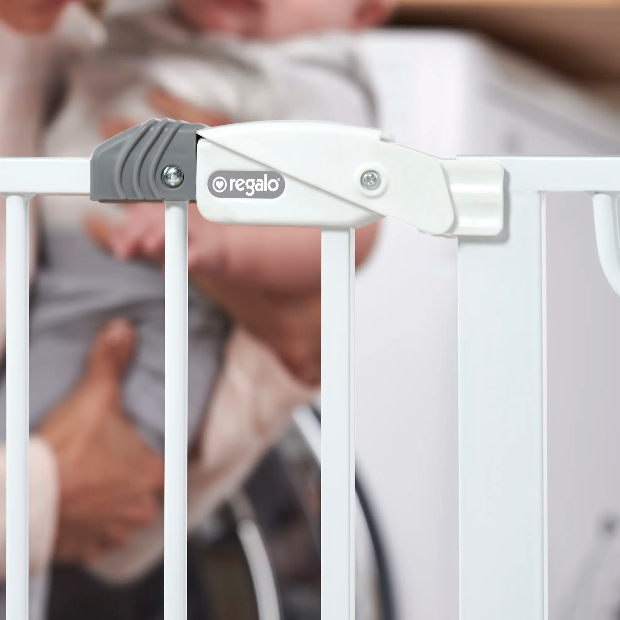 Easy Step Extra Tall White Safety Gate Regalo Baby