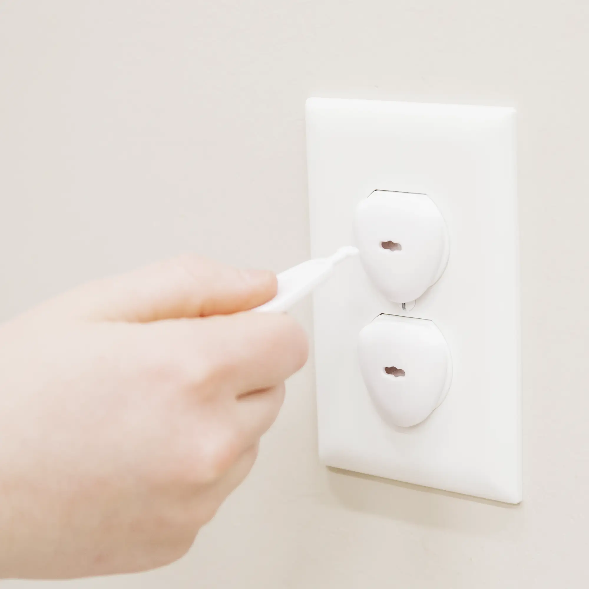 Child Proof Outlet Covers Best: Ultimate Safety for Kids’ Homes